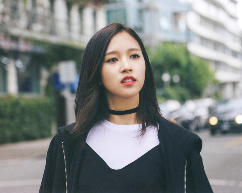 TWICE Monograph 'Twicetagram' Scans documents 11