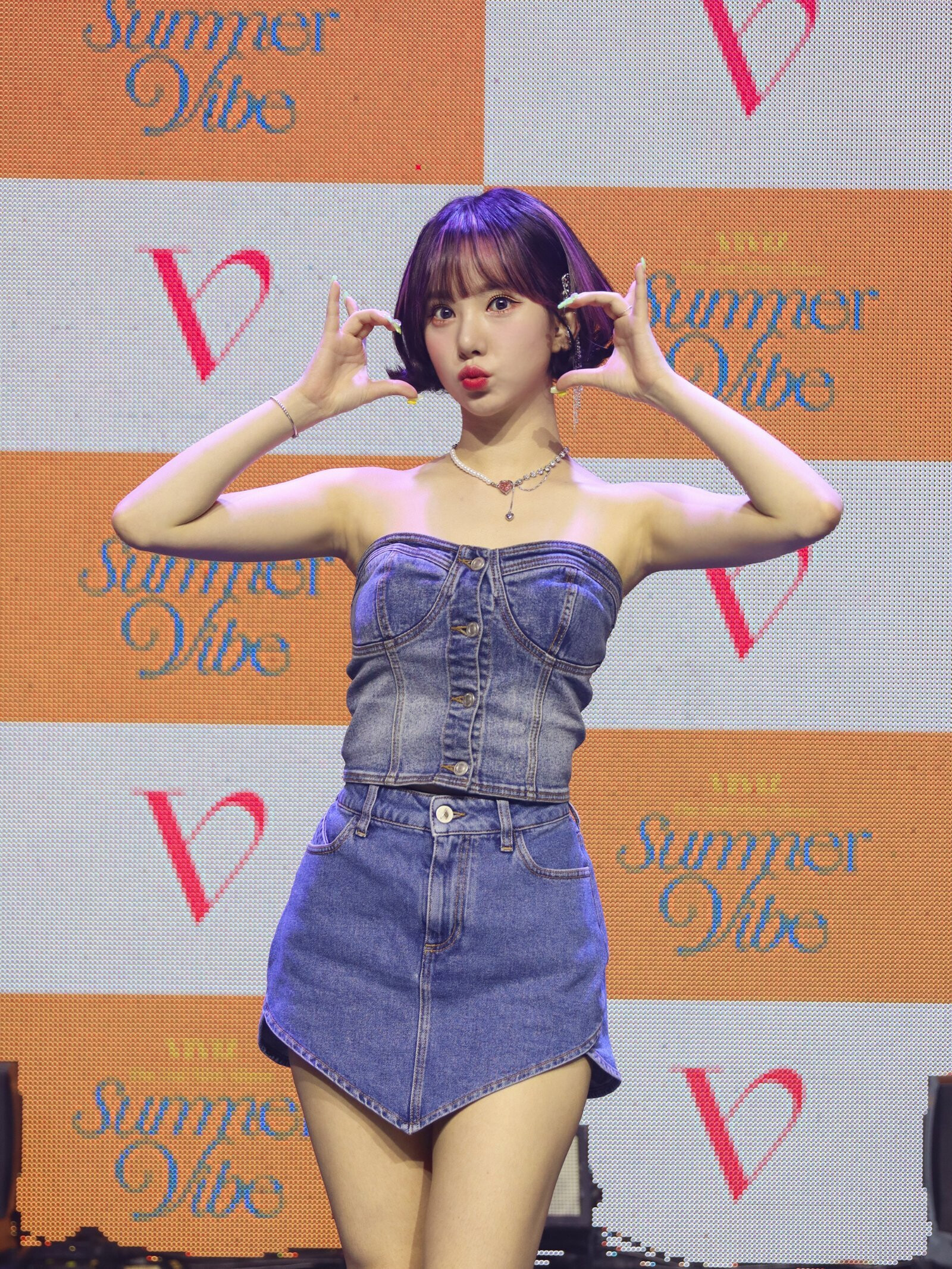 220706 VIVIZ Eunha - 2nd Mini Album 'Summer Vibe' Press Showcase | kpopping