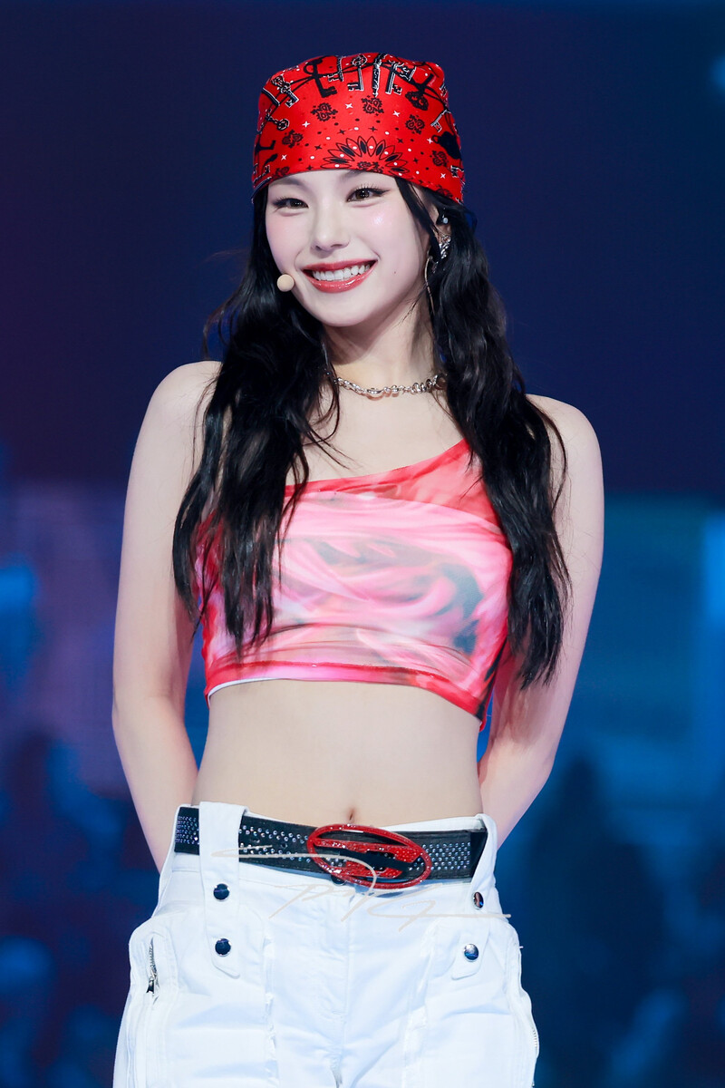 240602 ITZY Yeji - K-Wave Concert Inkigayo documents 7