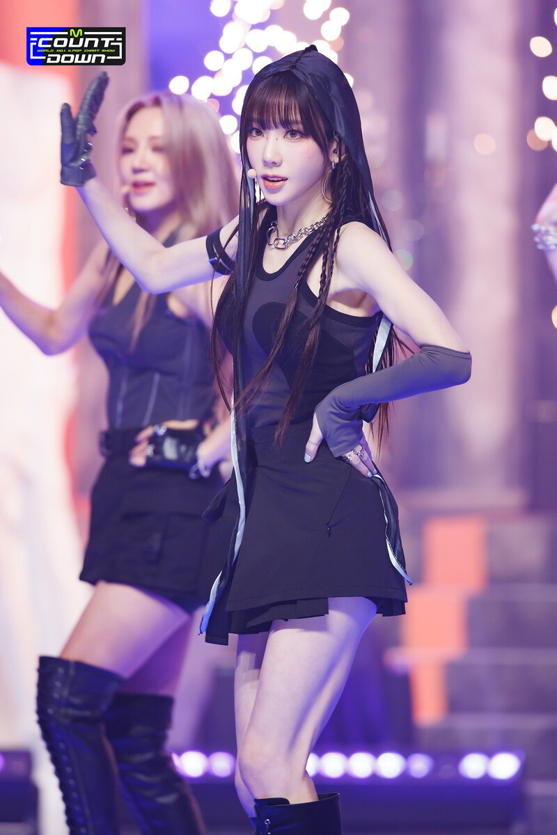 230119 GOT the beat Taeyeon 'Stamp On It' at M Countdown documents 15