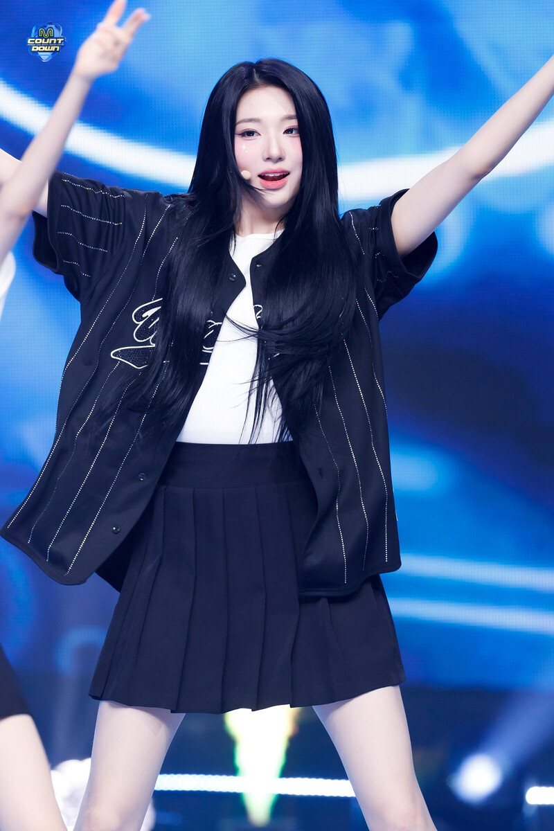 240523 tripleS Xinyu - 'Girls Never Die' at M COUNTDOWN documents 2