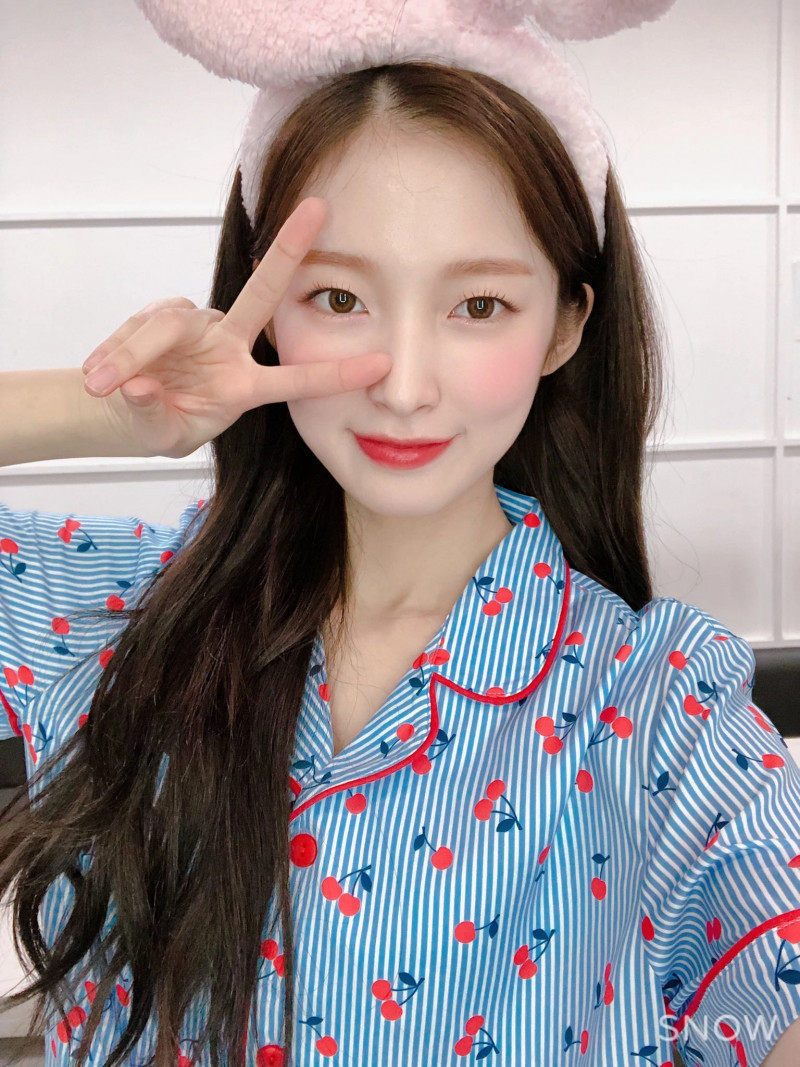 210409 OH MY GIRL SNS Update - Arin documents 3
