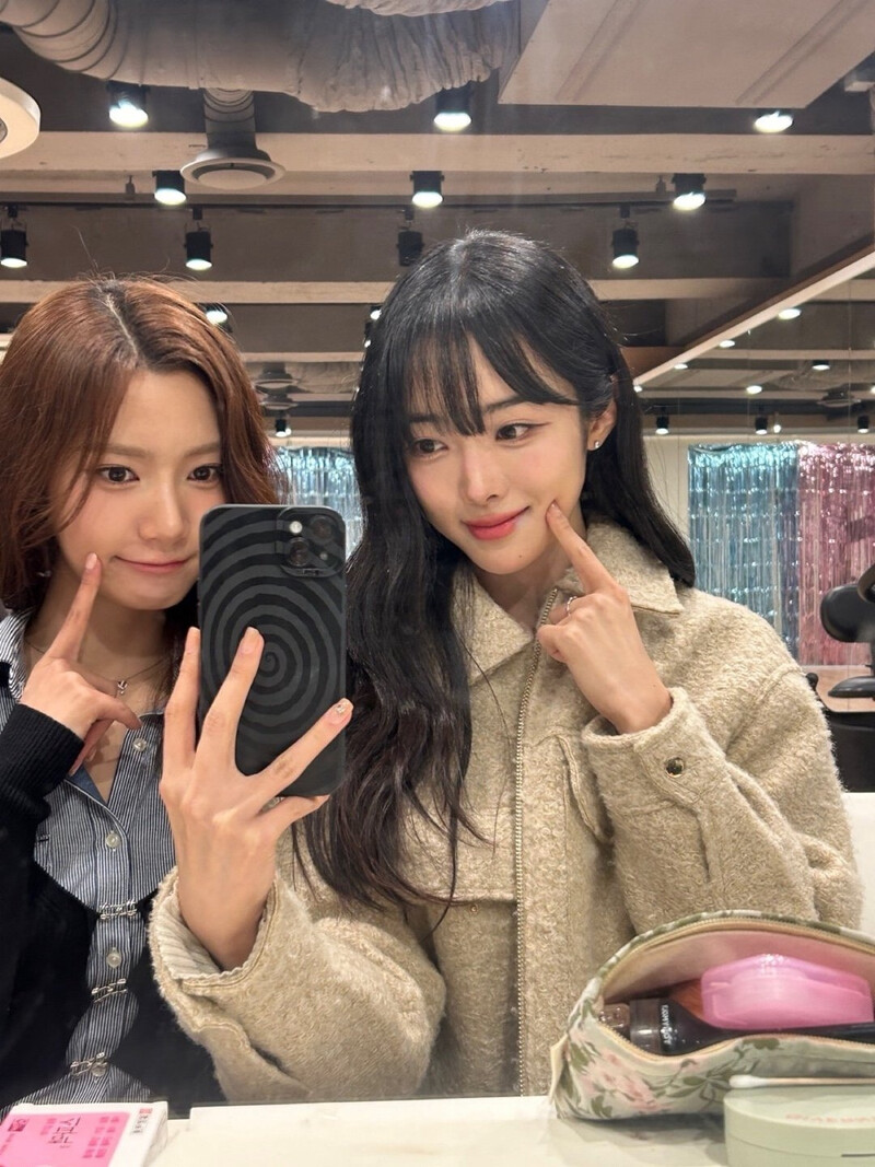 250108 - Geenius Members Twitter Update with MIKA n YEYOUNG documents 2