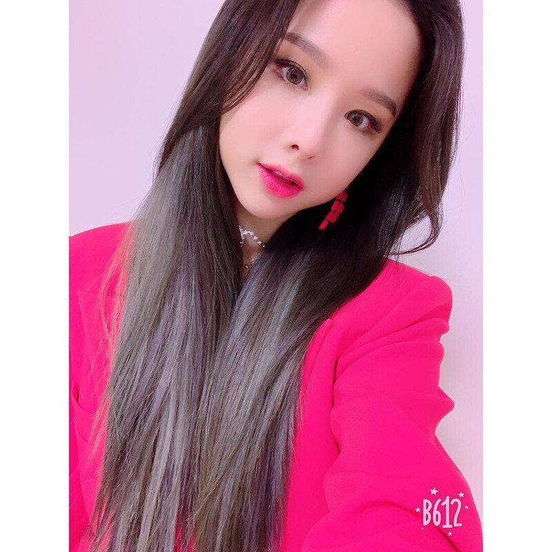 181123 Solji Instagram update documents 1