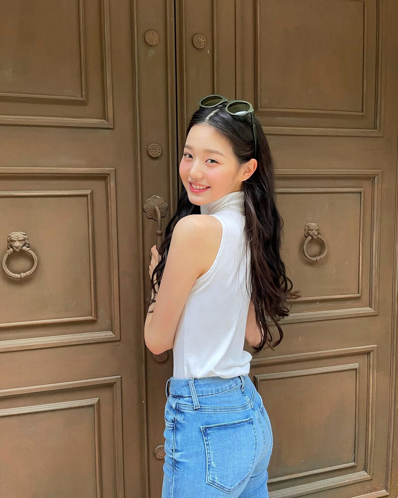 210619 Wonyoung Instagram update documents 2