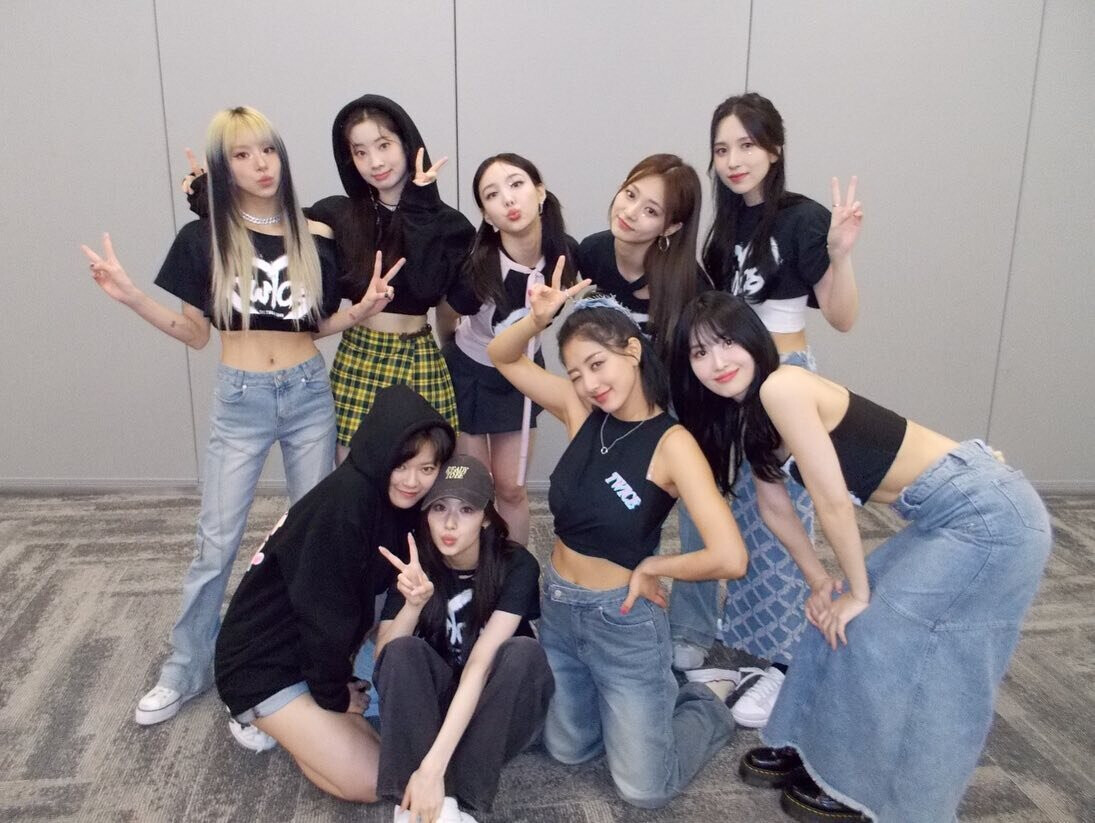 230629 - JEONGYEON Instagram Update with TWICE | kpopping