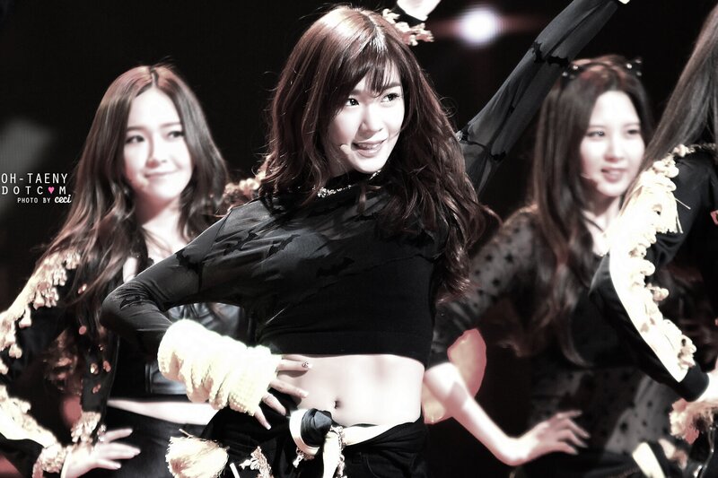 131029 Girls' Generation Tiffany at KBS Open Concert documents 5