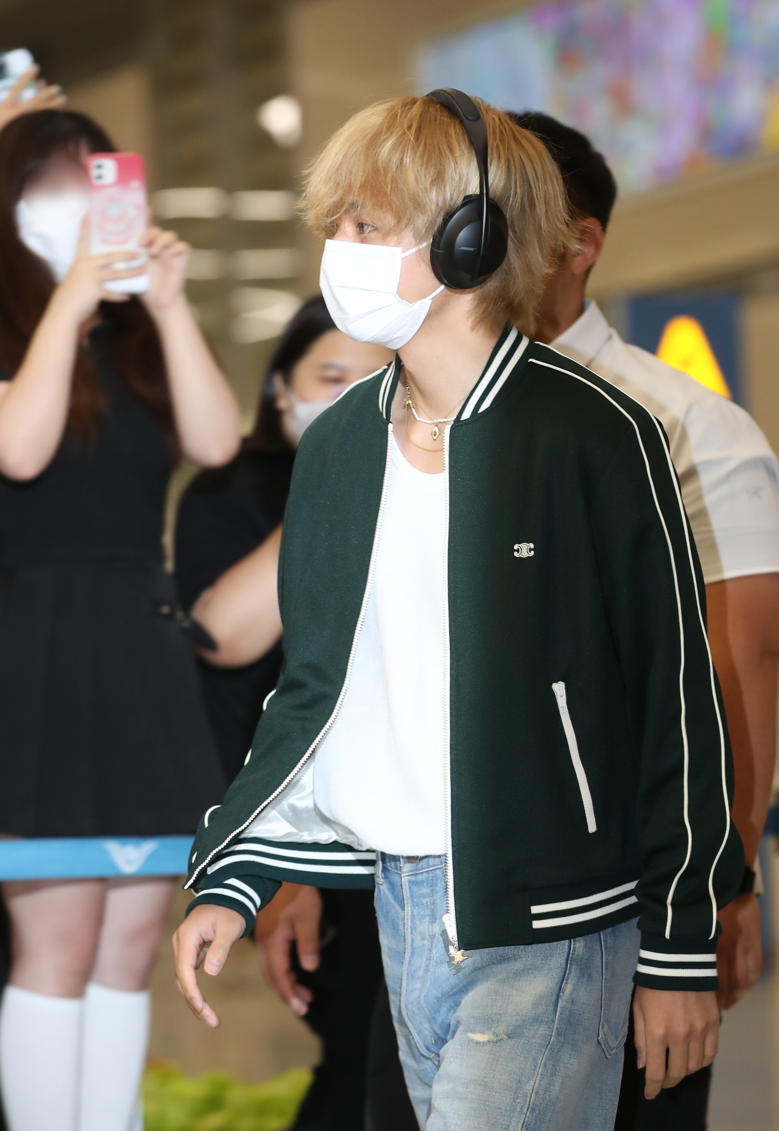 230527 BTS V at Incheon International Airport