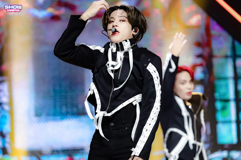 210319 ATEEZ Performing "Fireworks (I'm the One) on Show Champion | Naver Update documents 7