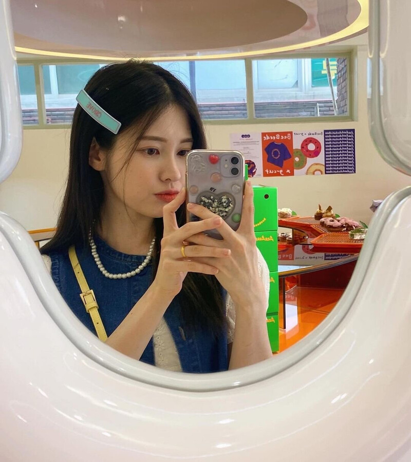 220624 Yebin Instagram Update documents 4