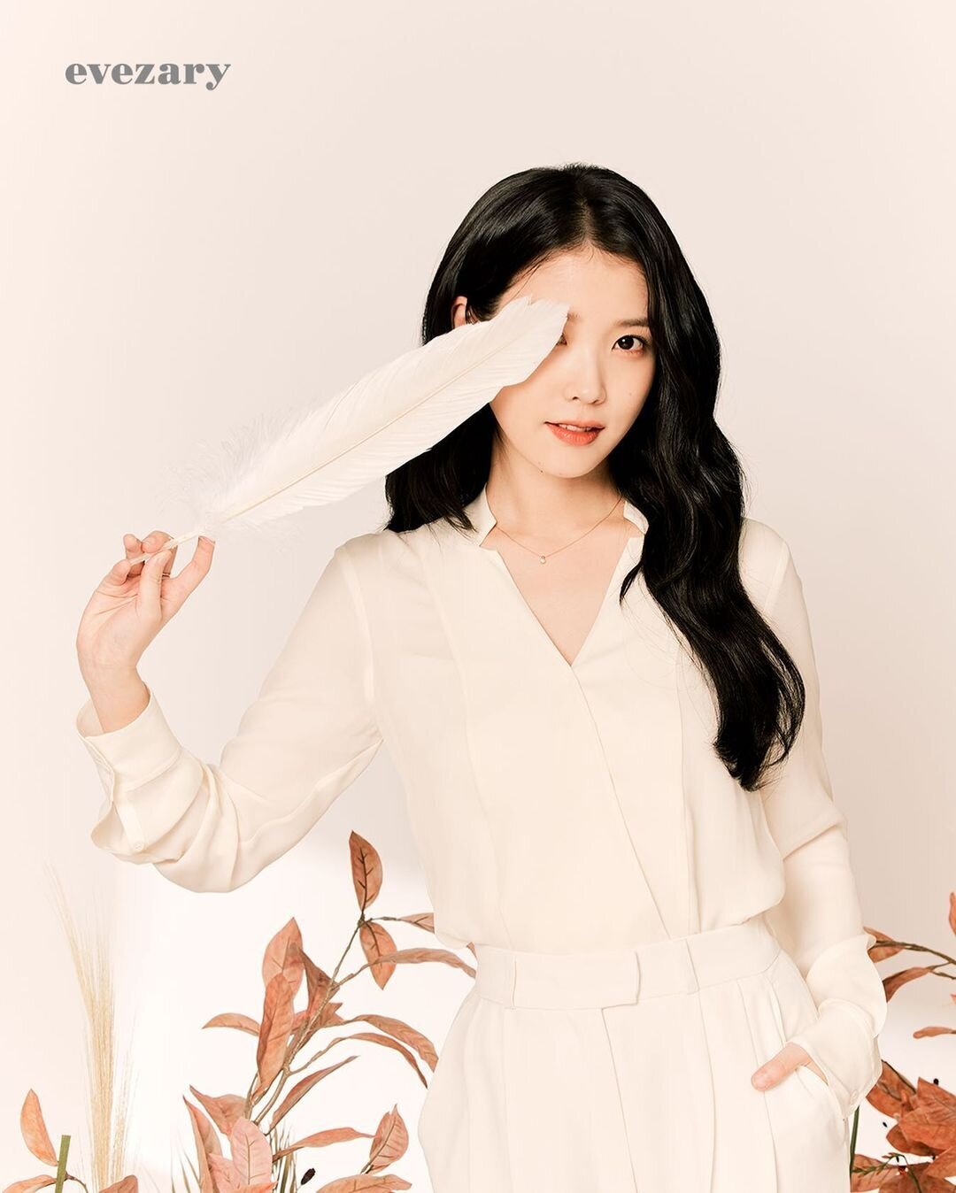 IU for Evezary F/W Collection 2022 | kpopping