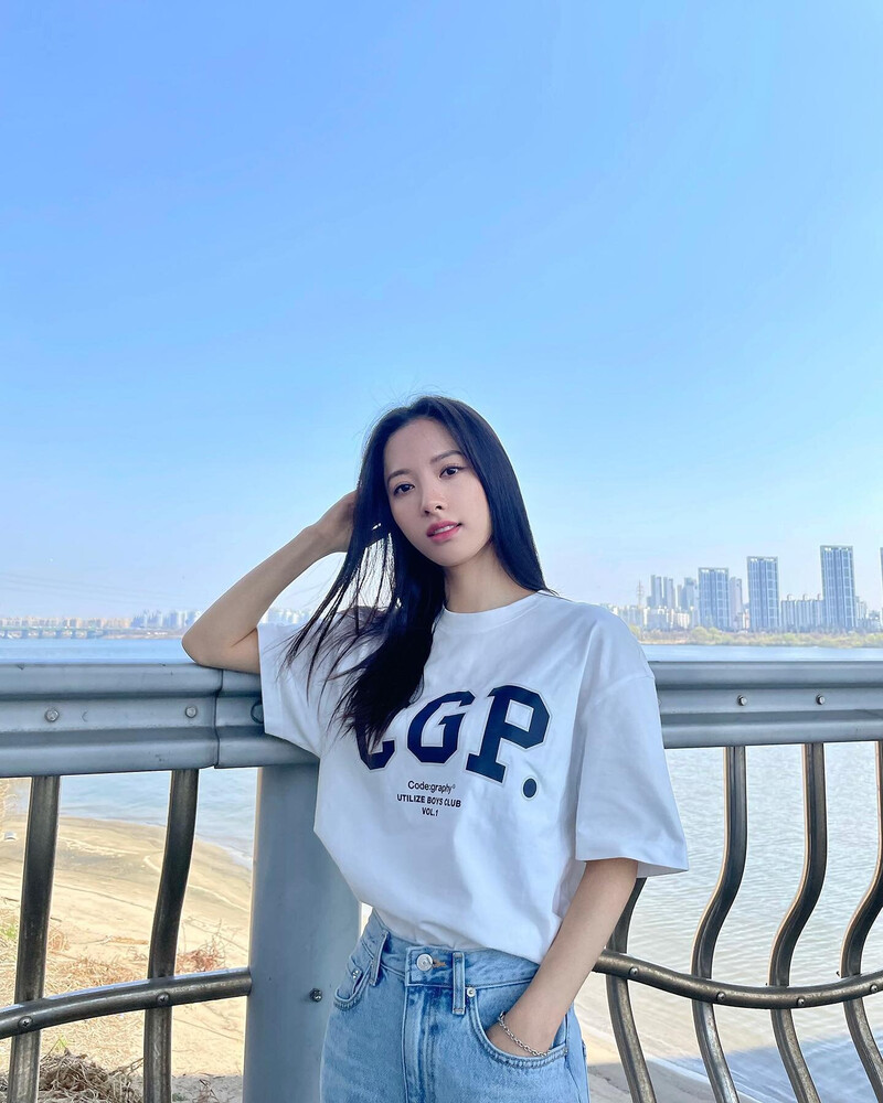 220413 WJSN Bona Instagram Update documents 2