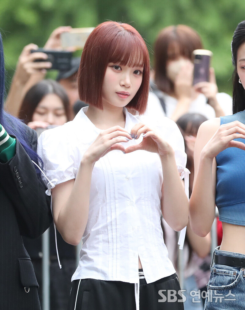 240906 LE SSERAFIM Chaewon - Music Bank Mini Fan Meeting & Commute documents 2