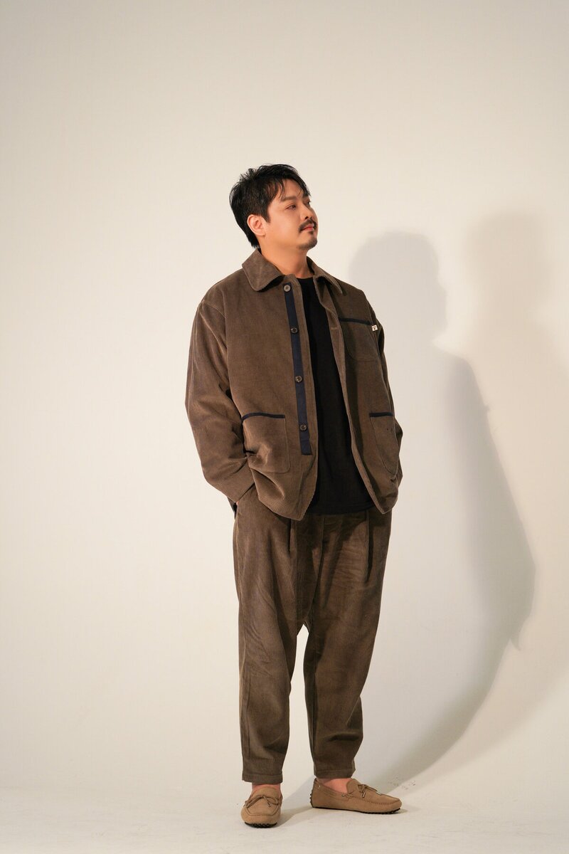 210308 Long Play Naver Update - BUZZ "The Lost Time" Jacket Shoot Behind documents 18