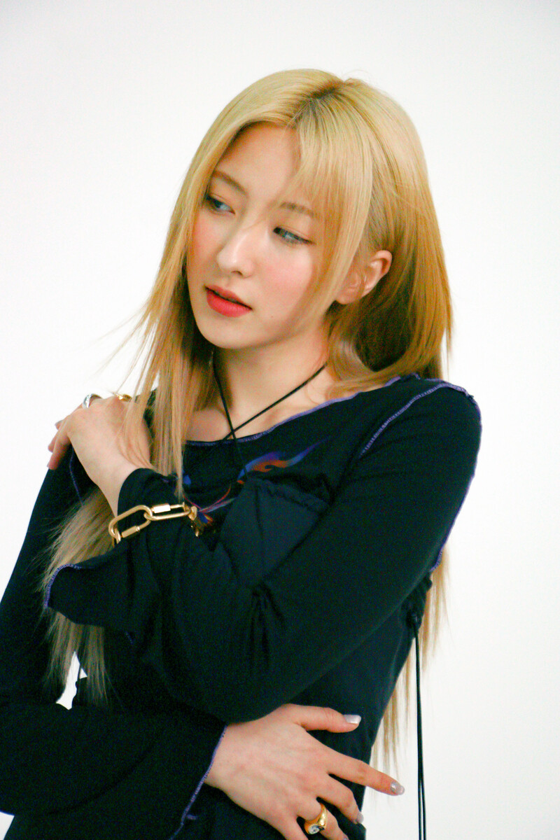 210421 Starship Naver Post - WJSN Dazed Korea Photoshoot Behind documents 7