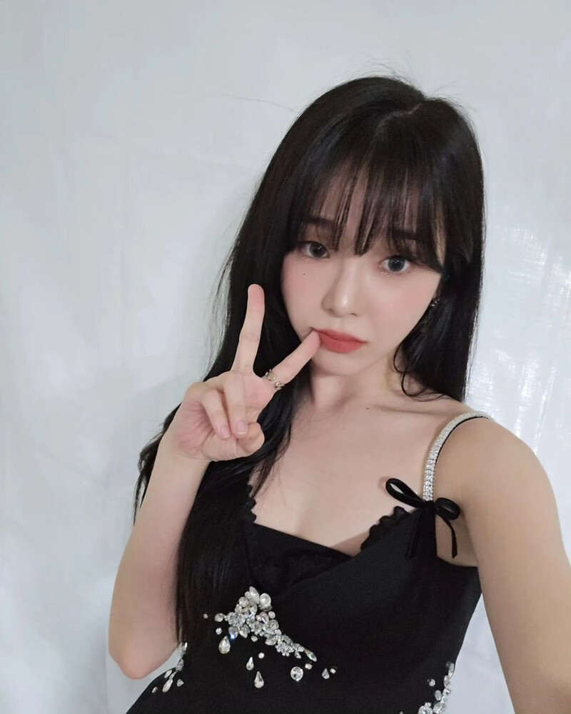 230528 OH MY GIRL Seunghee Instagram Update documents 3