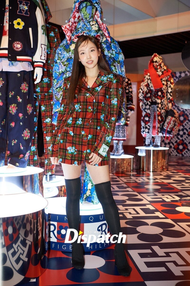 230929 NAYEON- TOMMY HILFIGER Pop-Up Store at Seoul documents 5