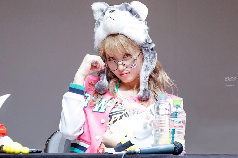 Momo89.jpg