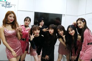 Lovelyz "Rewind" Music Show promotion behind the scenes