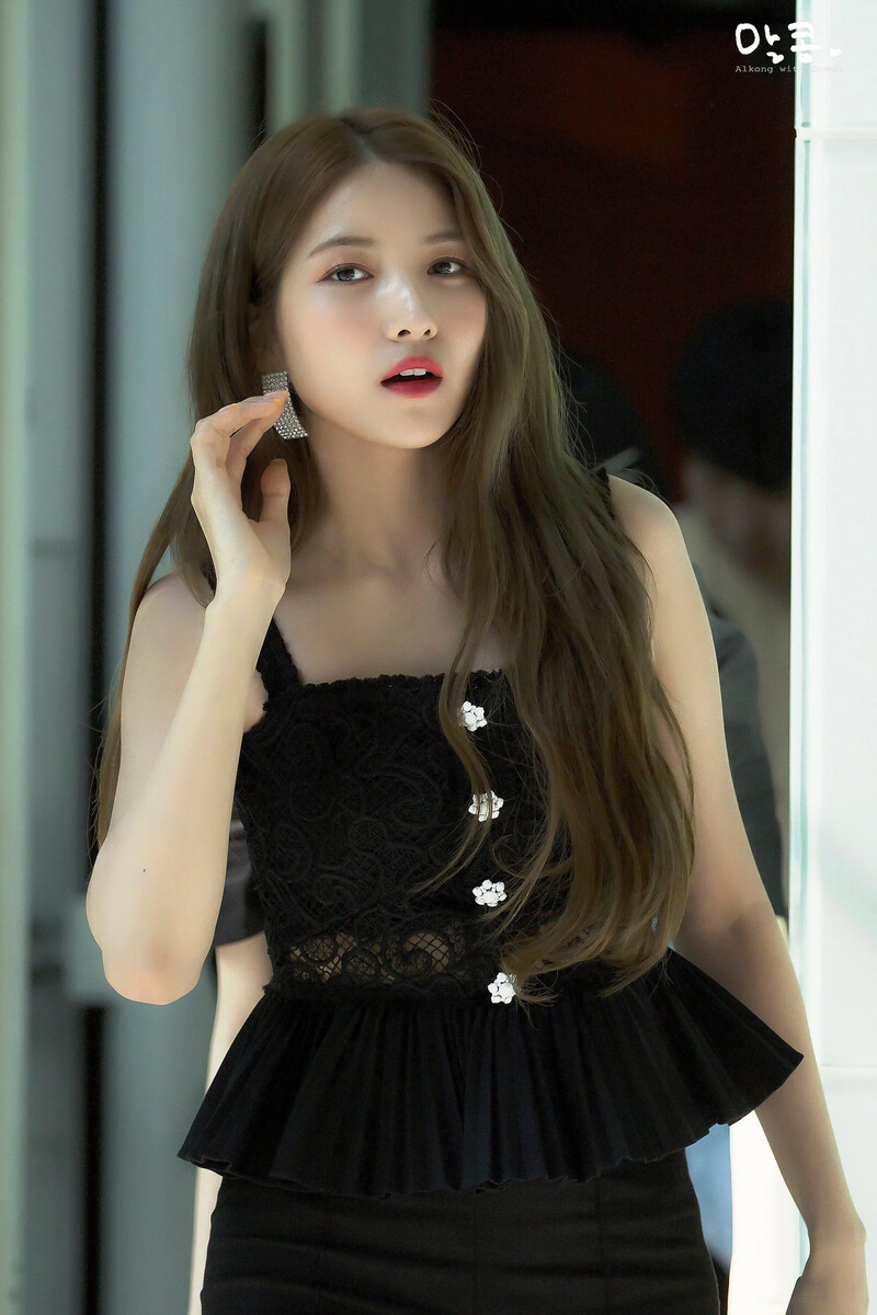 AlkongwithSowon-D_2Tv5dU4AI4dNY-20190719-10-31.jpg