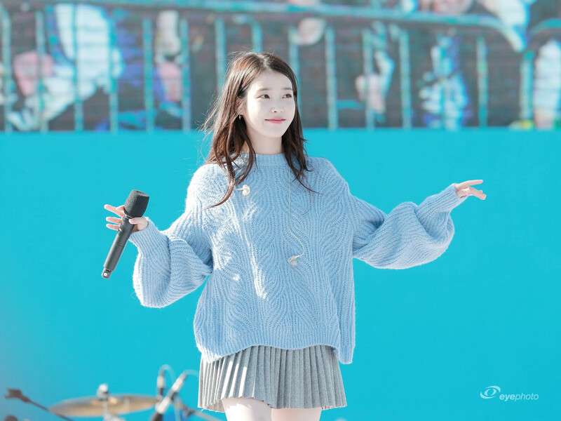 IU623.jpg