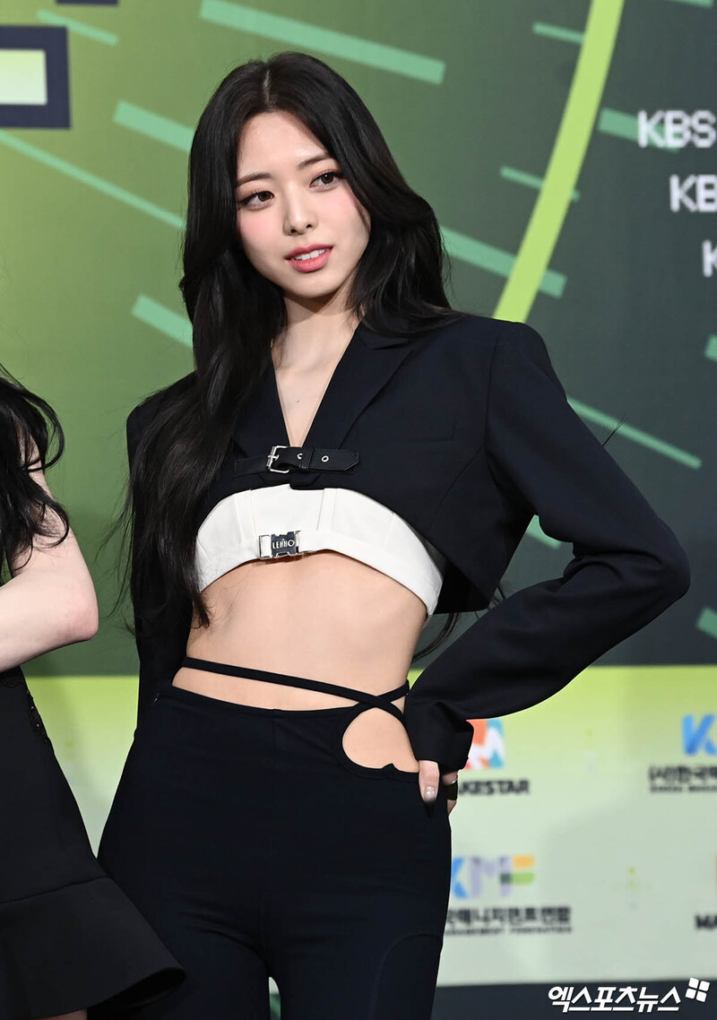 221217 ITZY Yuna at KBS Song Festival Red Carpet documents 10