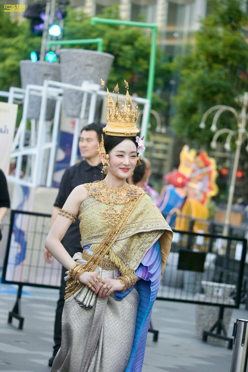 240414 (G)I-DLE Minnie - Songkran Celebration in Thailand documents 19