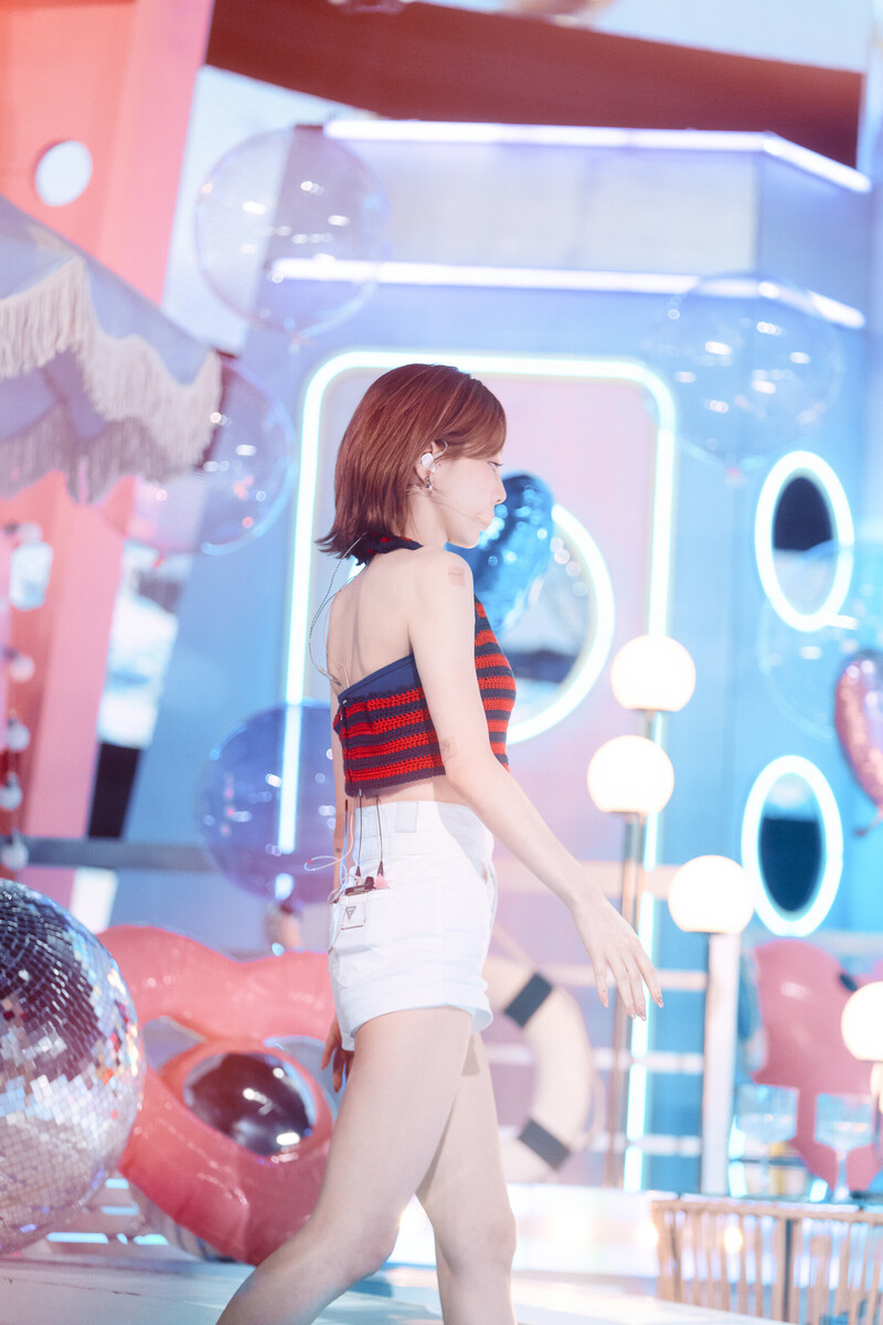 220821 Girls' Generation - 'FOREVER 1' at Inkigayo documents 27