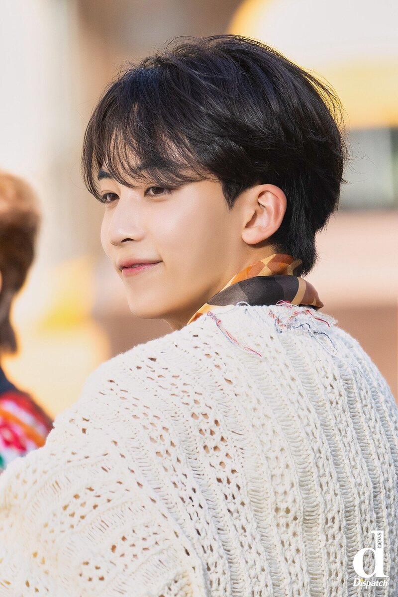 SEVENTEEN Jeonghan - 'God of Music' MV Behind Photos by Dispatch documents 2