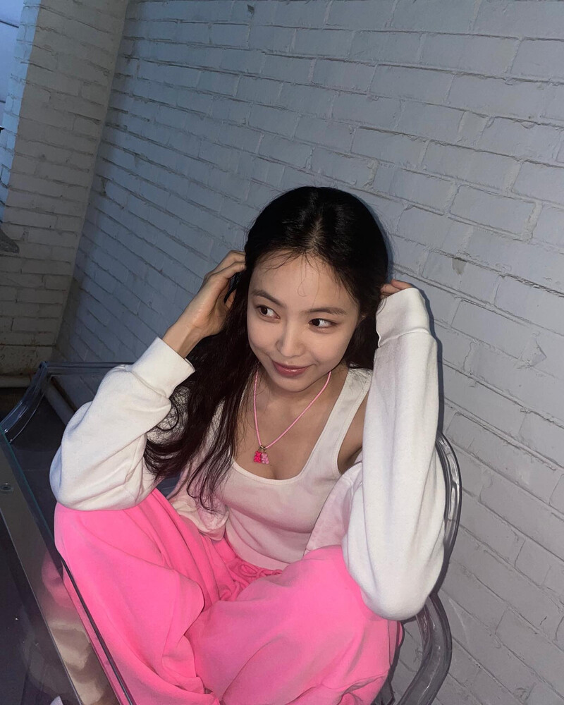 210906 Apink Naeun Instagram Update documents 5