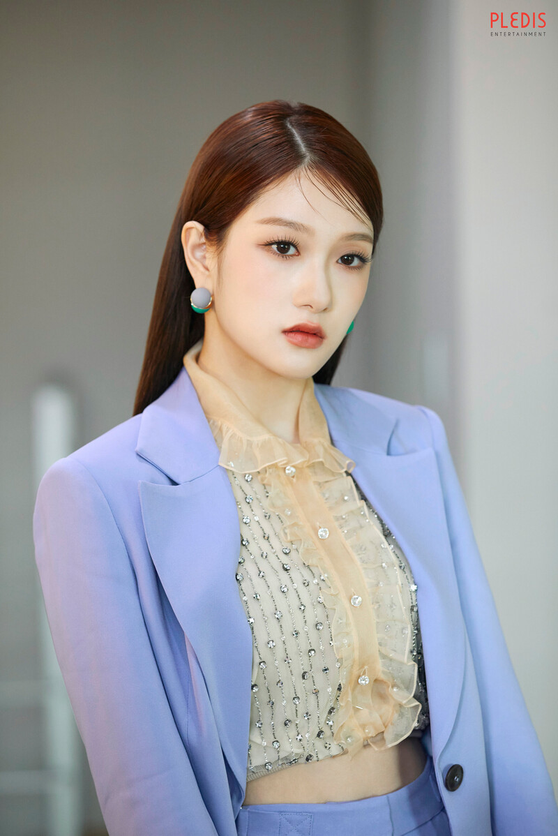 220622 Pledis Naver - fromis_9 - 'From our Memento Box' Jacket Shoot documents 25