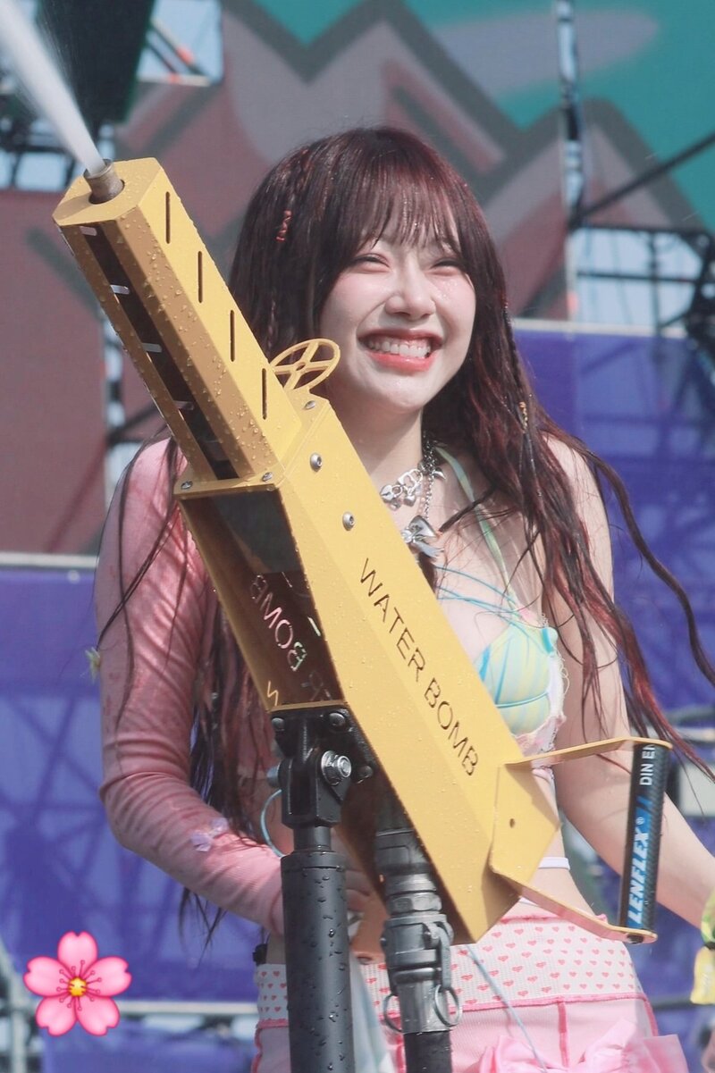 240705 cignature Jeewon - Waterbomb Festival in Seoul documents 4