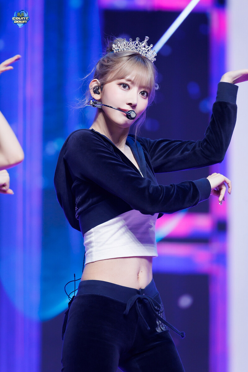 240912 LE SSERAFIM Sakura - 'CRAZY' at M COUNTDOWN documents 5