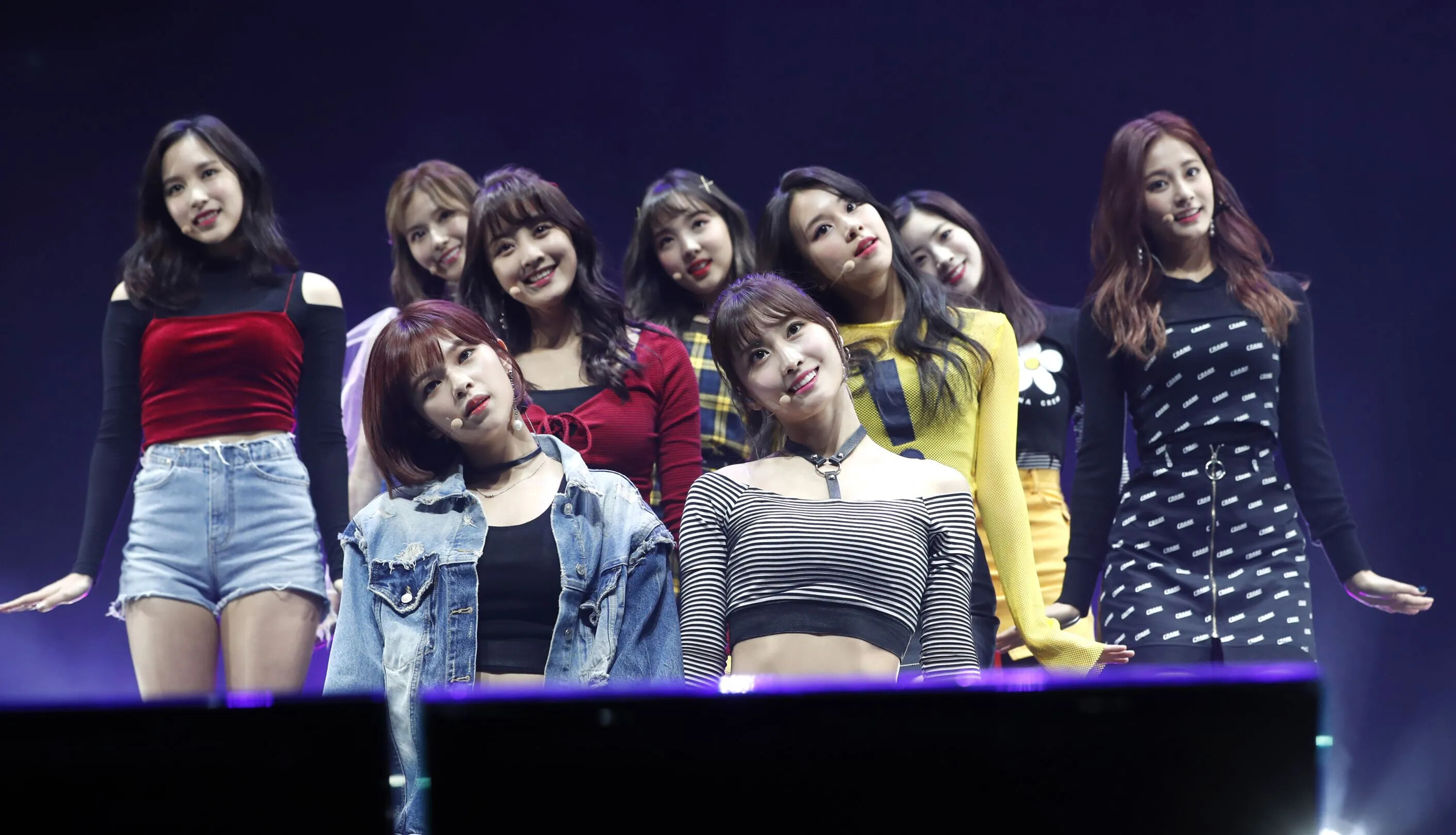 TWICE Likey Showcase