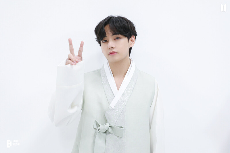 210919 Big Hit Naver Post - BTS Chuseok Holiday Photoshoot documents 4