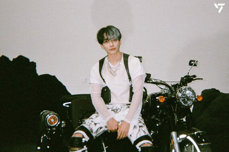 220619 SEVENTEEN ‘Face the Sun’ Behind film photo Part 2 - Jeonghan | Weverse documents 2