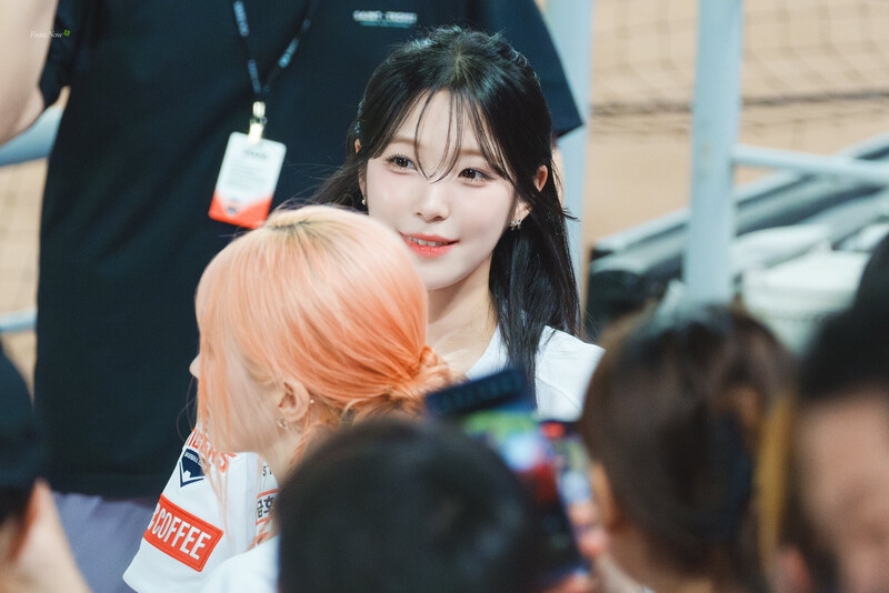 240806 fromis_9 Jiheon - 2024 Shinhan Bank KBO League documents 4