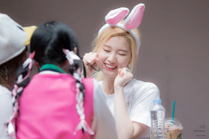 Sana165.jpg