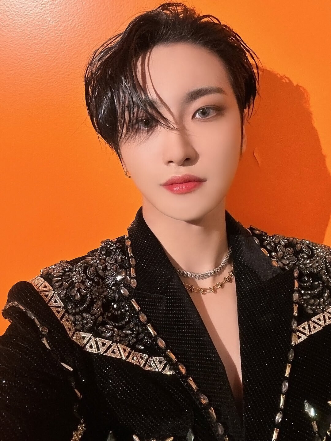 230211 ATEEZ Twitter Update - Seonghwa | kpopping