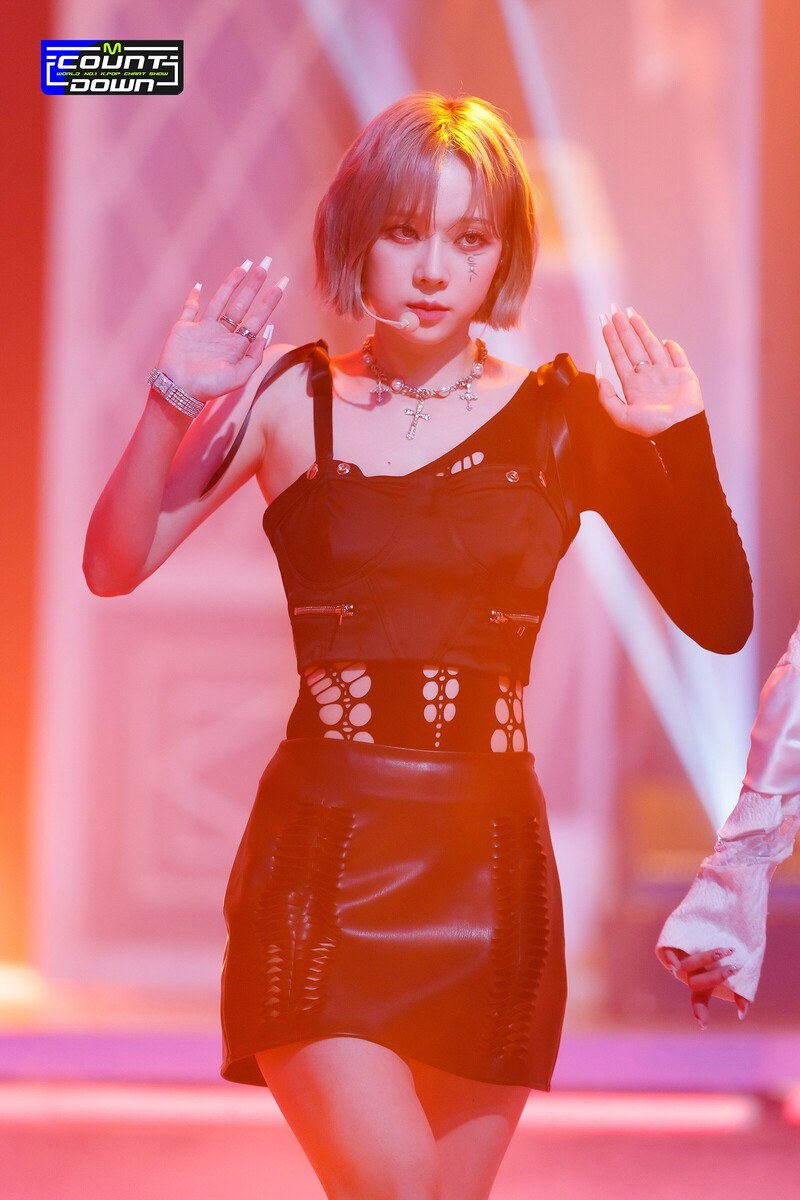 220714 aespa - 'Girls' at M Countdown documents 21