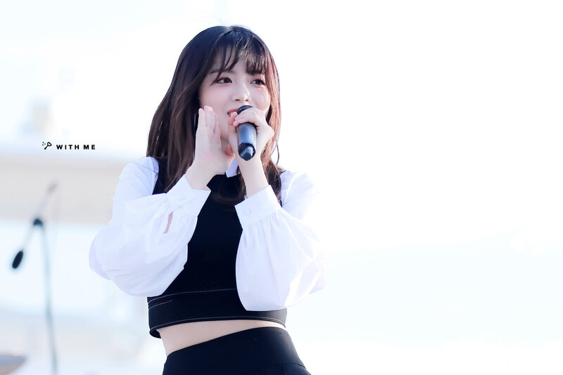 180602 Weki Meki Suyeon at Jeongok Port Youth Festival Healing Concert documents 3