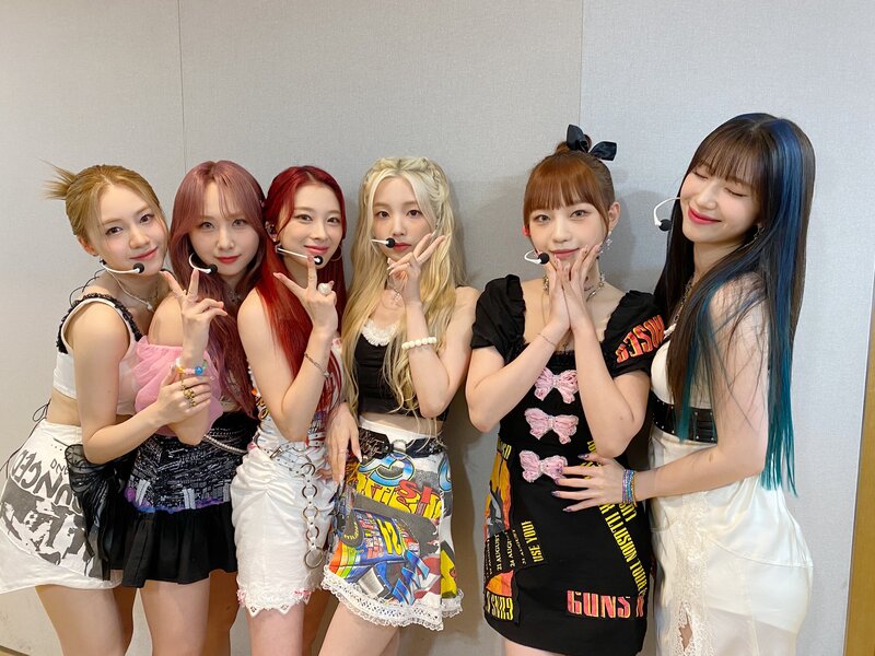 220901 Rocket Punch SNS Update at M Countdown documents 1