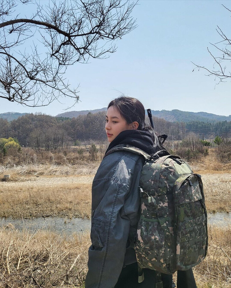 230422 Shin Suhyun Instagram Update documents 5