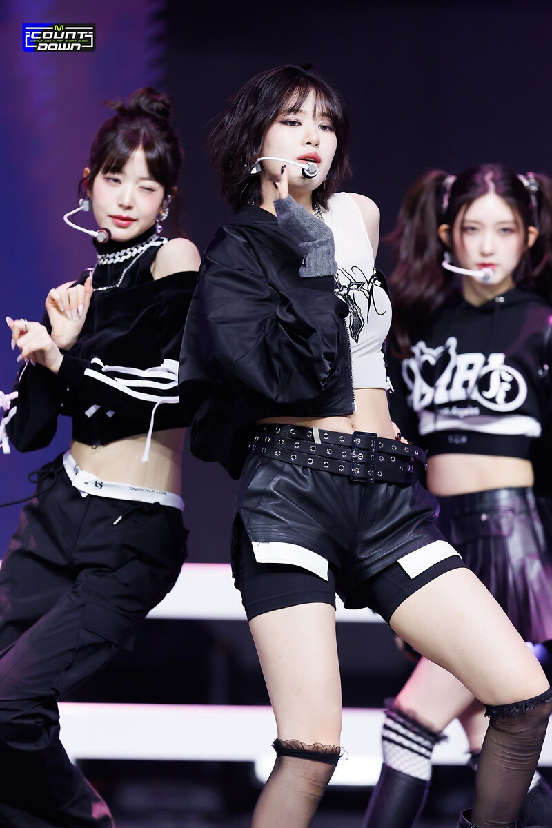 231019 IVE Yujin - 'Baddie' at M COUNTDOWN documents 4