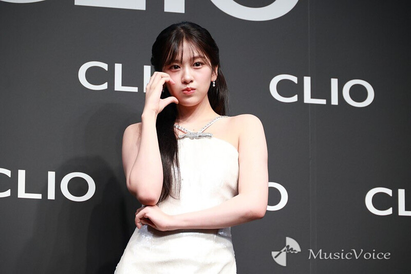 241010 IVE's Yujin at CLIO Product Launch Event in Japan documents 3