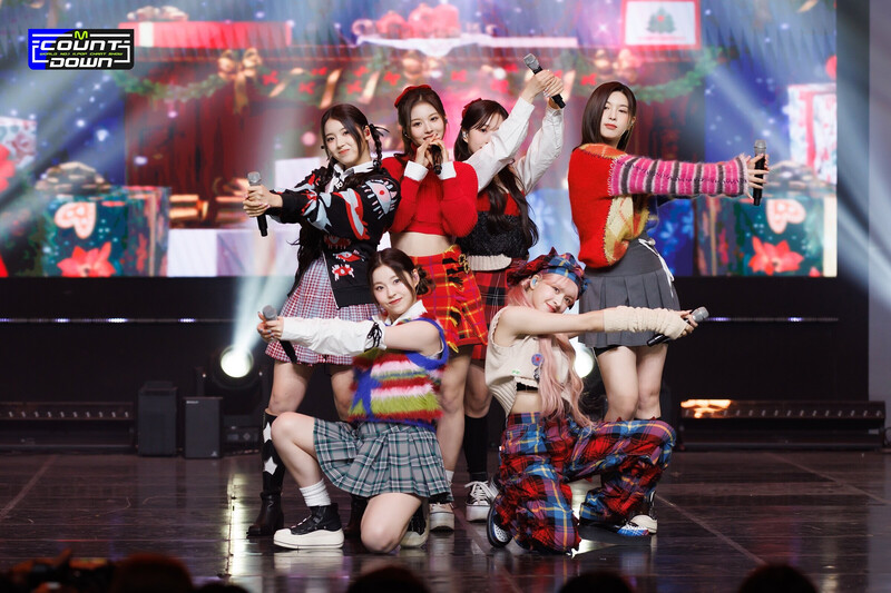 221229 NMIXX 'Funky Glitter Christmas' at M Countdown documents 4