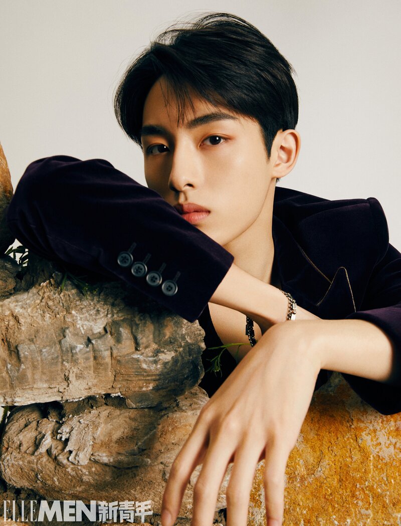 NCT WINWIN for ELLE MEN Fresh Summer Issue 2022 documents 2