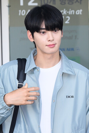 240620 Cha Eunwoo at Incheon International Airport