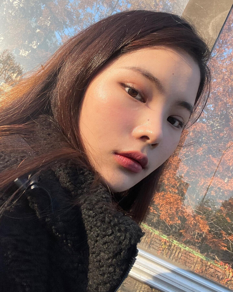 221121 Rina Instagram update documents 1