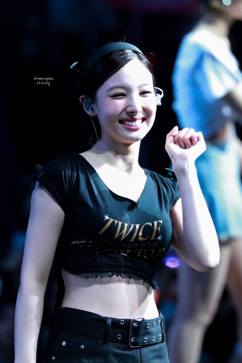 230507 TWICE Nayeon - ‘READY TO BE’ World Tour in Melbourne Day 2 documents 1